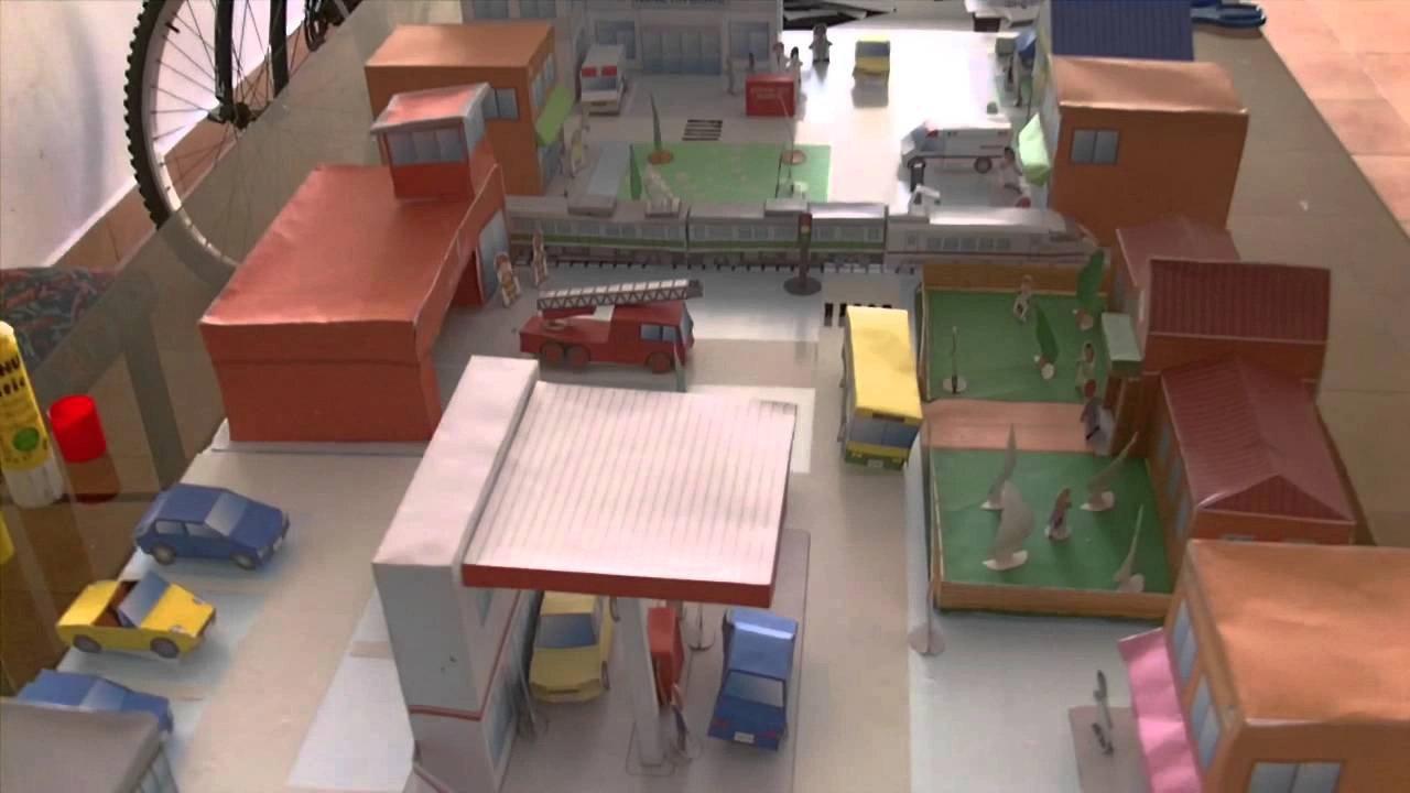 Papercraft / maquete de papel de uma cidade