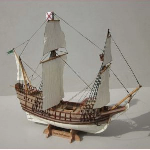 maquete de papel do galeão San Salvador