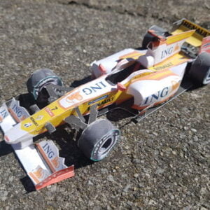 Papercraft / maquete de papel 3D do carro de F1 Renault 2009