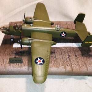 Papercraft / maquete de papel 3D do avião B-25B Mitchell utilizado no Dolittle Raid (Tokyo Raid)