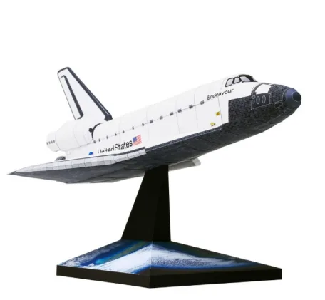 Papercraft / maquete de papel do ônibus espacial Endeavour